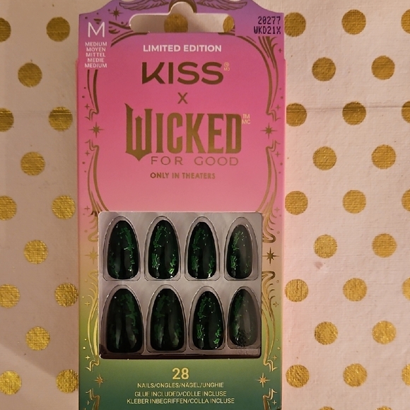 Kiss Limited Edition Wicked Nails - Green - Picture 3 of 4